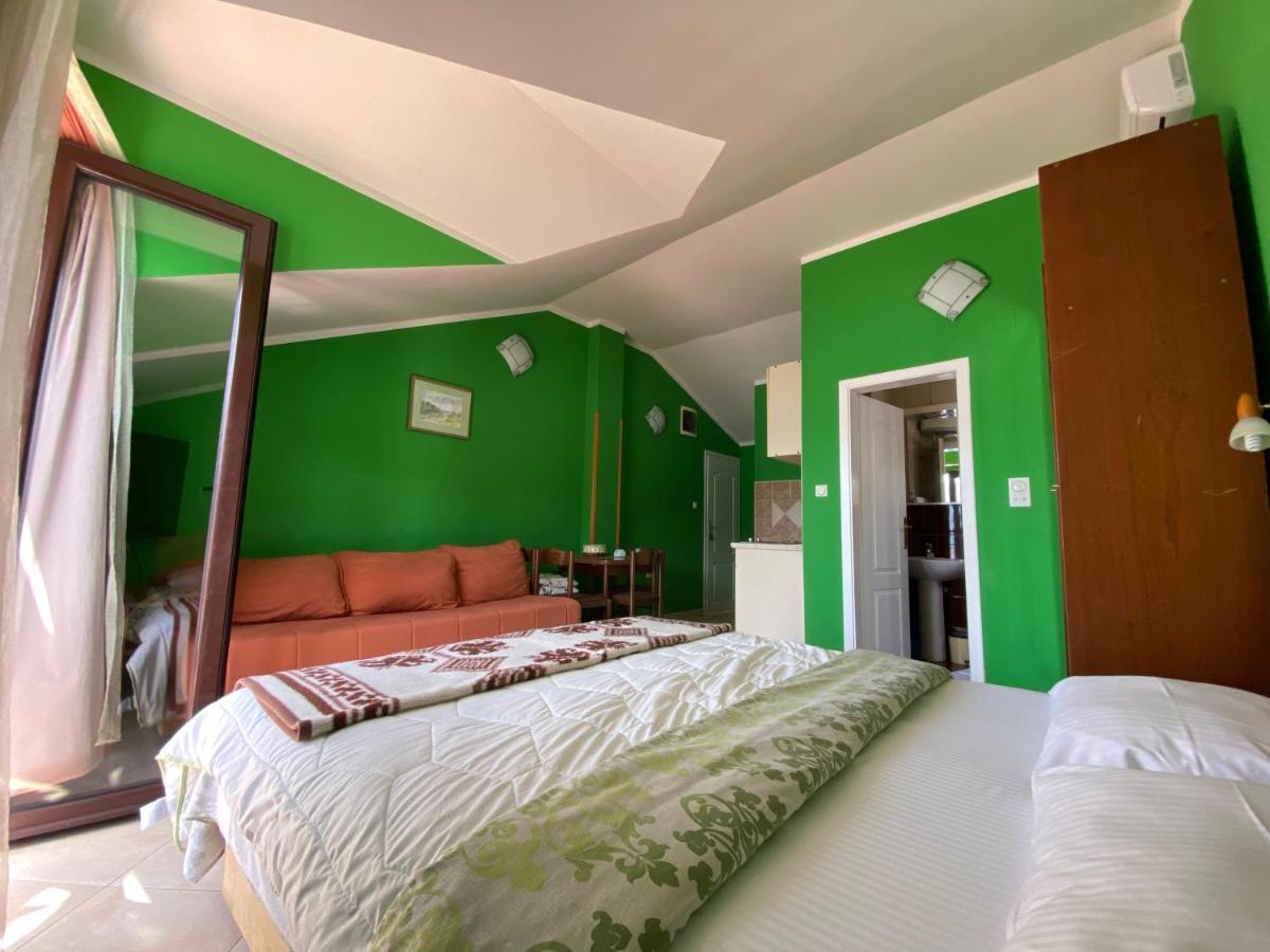 Apartments Djurovic Kotor Bagian luar foto