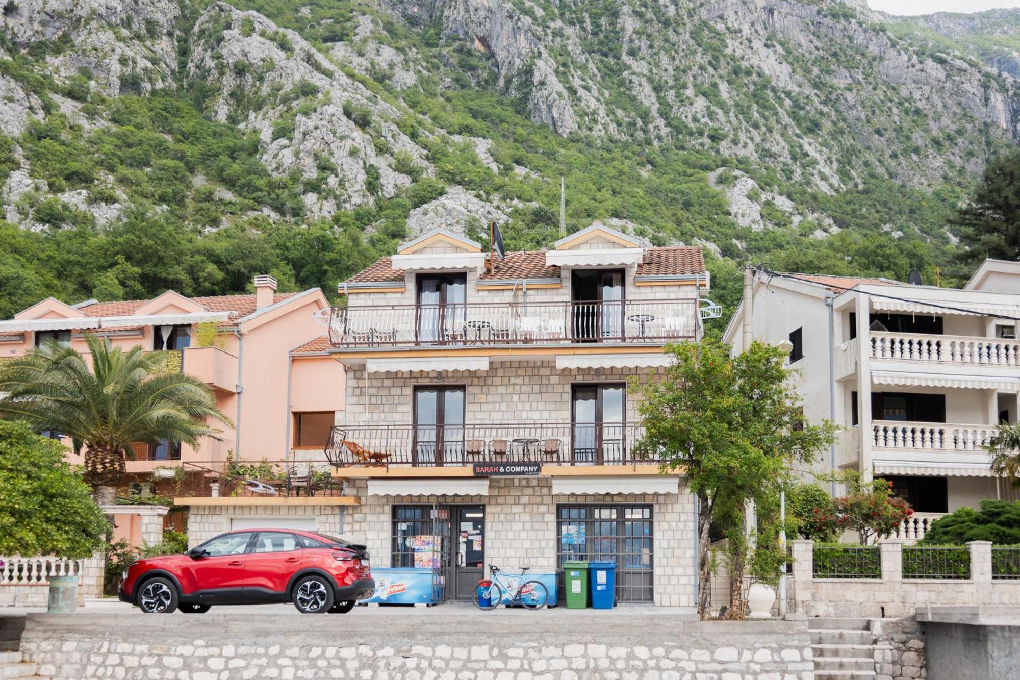 Apartments Djurovic Kotor Bagian luar foto