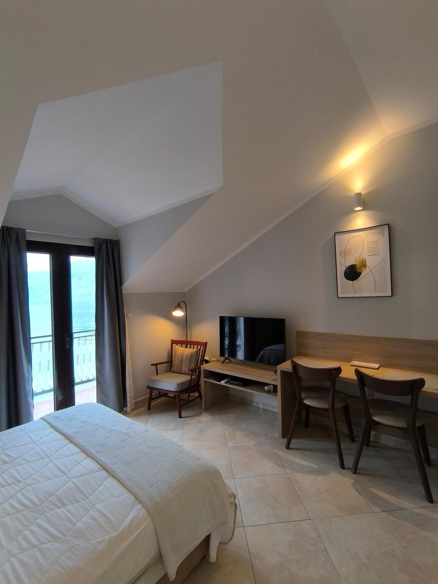 Apartments Djurovic Kotor Bagian luar foto